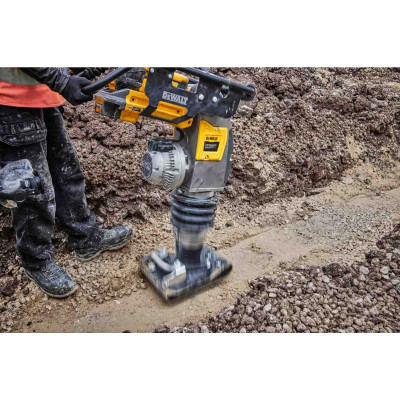 Купити Вібротрамбовка акумуляторна POWERSHIFT DeWALT DCPS660N. Офіційний магазин Dewalt Україна. Фірмовий інструмент та обладнання DeWALT, STANLEY, BLACK+DECKER, BOSTITCH