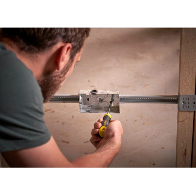 Купить Отвертка Cushion Grip под шлиц Ph3 с длиной жала 150 мм STANLEY 0-64-949. Официальный магазин Dewalt Украина. Фирменный инструмент и оборудовние DeWALT, STANLEY, BLACK+DECKER, BOSTITCH