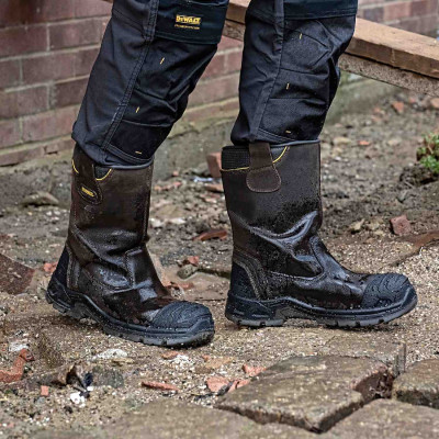 Купить Обувь рабочая MILLINGTON DeWALT DWF50202-104-11. Официальный магазин Dewalt Украина. Фирменный инструмент и оборудовние DeWALT, STANLEY, BLACK+DECKER, BOSTITCH