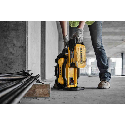 Купити Зарядний пристрій POWERSHIFT DeWALT DCBPSC0550. Офіційний магазин Dewalt Україна. Фірмовий інструмент та обладнання DeWALT, STANLEY, BLACK+DECKER, BOSTITCH