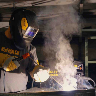 Купити Зварювальний апарат інверторний STANLEY KING210. Офіційний магазин Dewalt Україна. Фірмовий інструмент та обладнання DeWALT, STANLEY, BLACK+DECKER, BOSTITCH